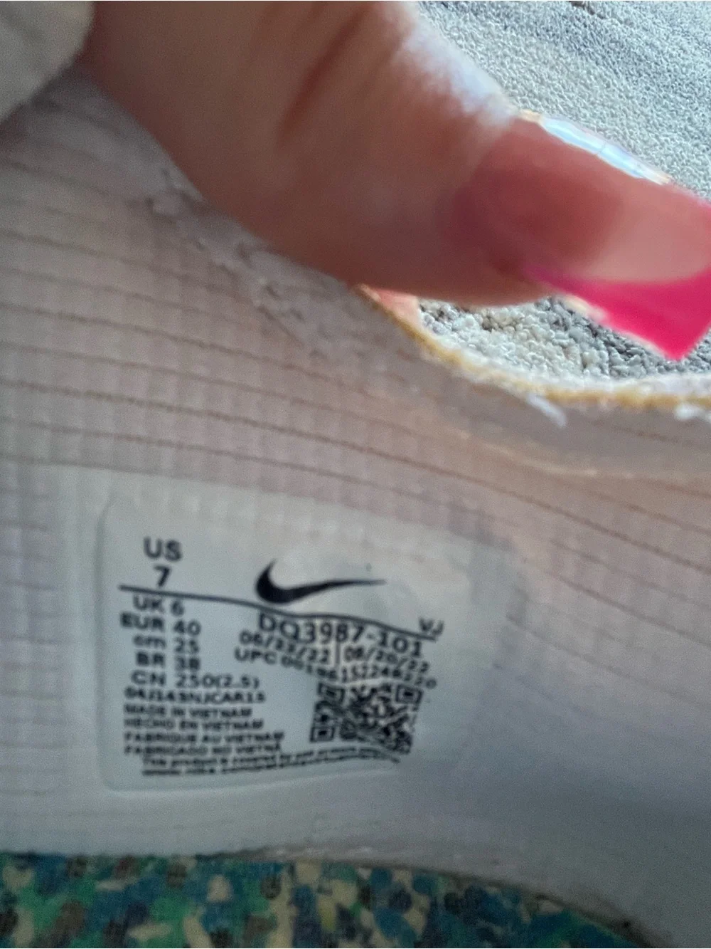 Nike air max white and gray